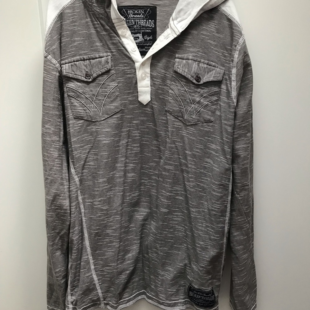 Gray and white hooded t shirt